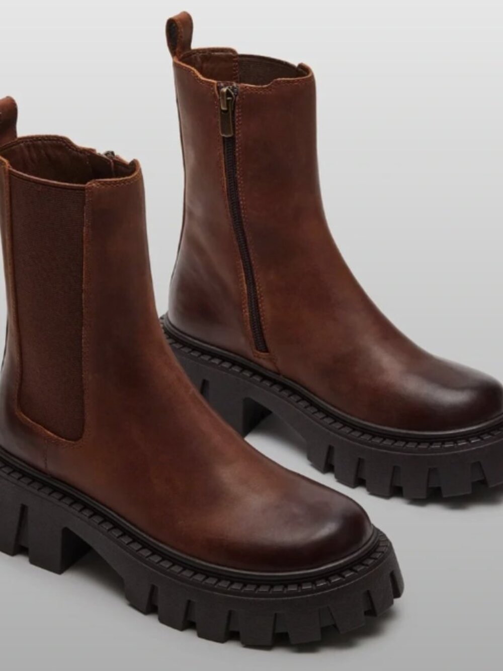 Steve Madden Brown Chunky Chelsea Boots - Picture 3 of 7